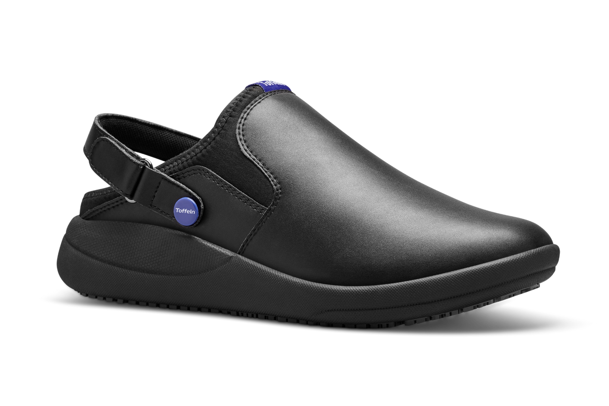 Toffeln SmartSole Clog Nursing Clogs – Black